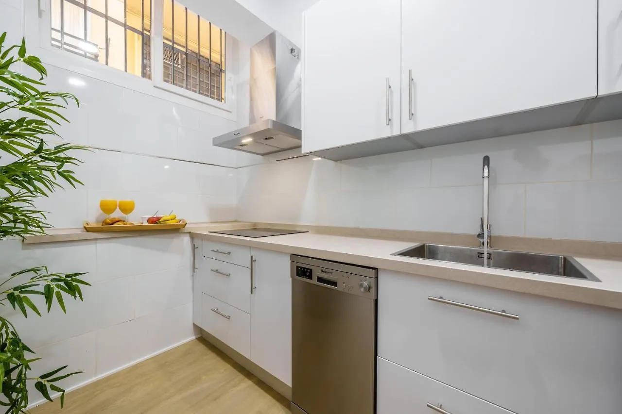 Malagueta Beach & Sun Malaga Apartment